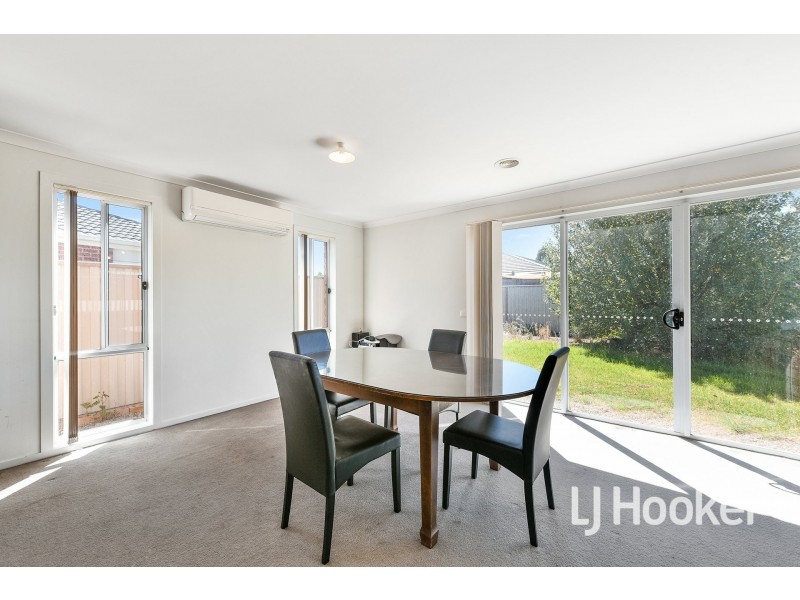 13 Serenity Street, Pakenham VIC 3810