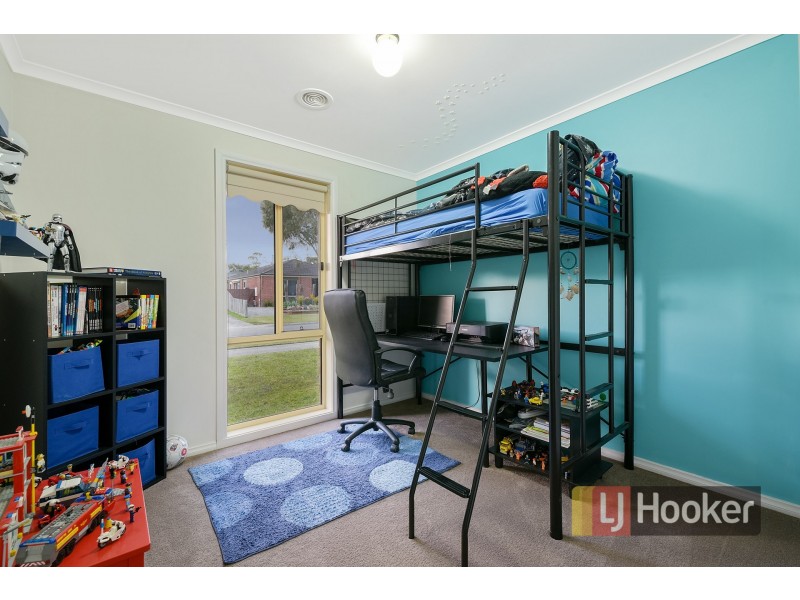 3 Darvell Court, Pakenham VIC 3810