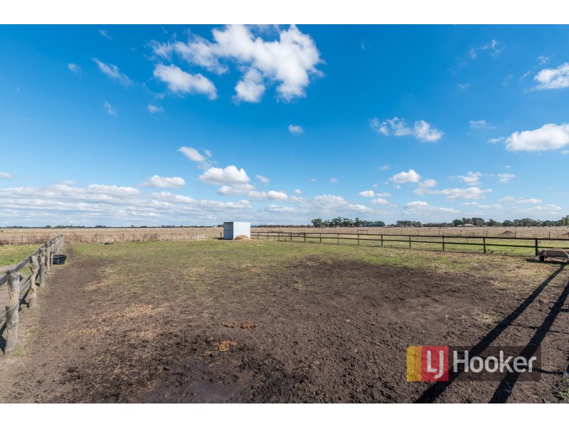 1/290 Convent School Road, Nar Nar Goon VIC 3812