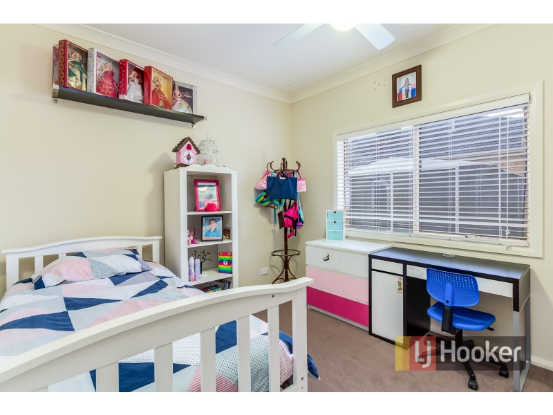 34 Everly Circuit, Pakenham VIC 3810