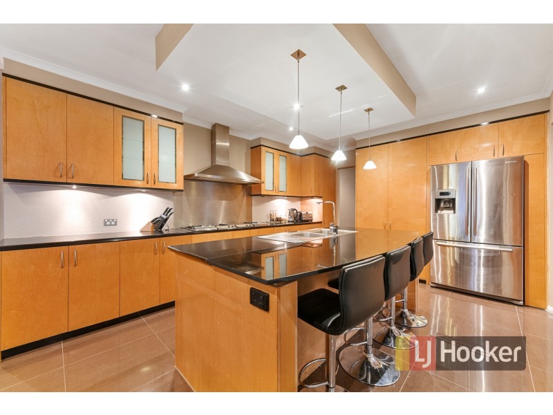 60 Ahern Road, Pakenham VIC 3810