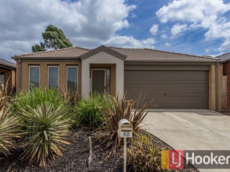 49 Pommel Street, Pakenham VIC 3810