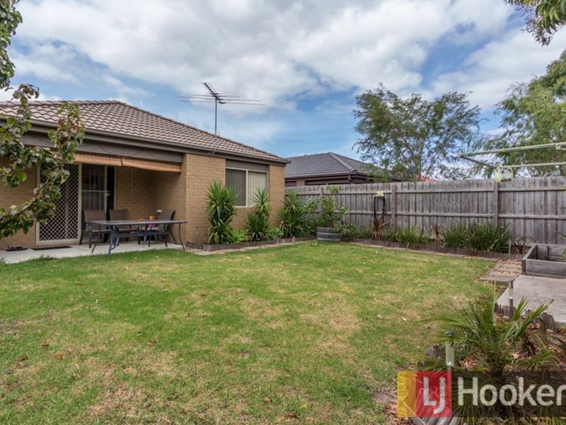 49 Pommel Street, Pakenham VIC 3810