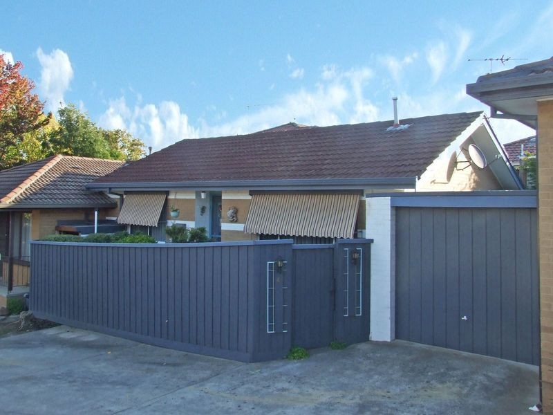 4/27-29 Princes Highway, Pakenham VIC 3810
