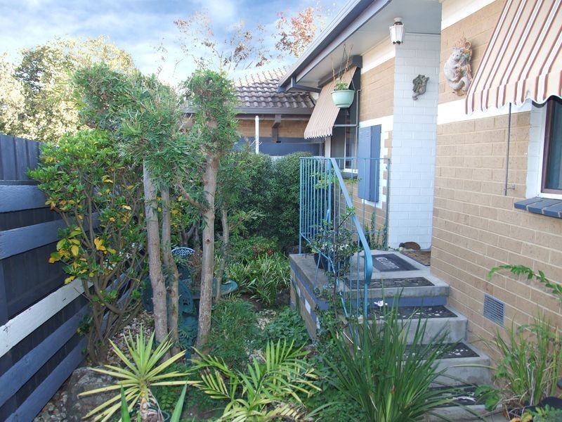 4/27-29 Princes Highway, Pakenham VIC 3810