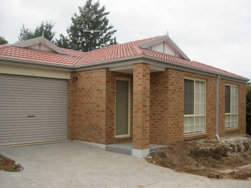 9/40 Army Road, Pakenham VIC 3810