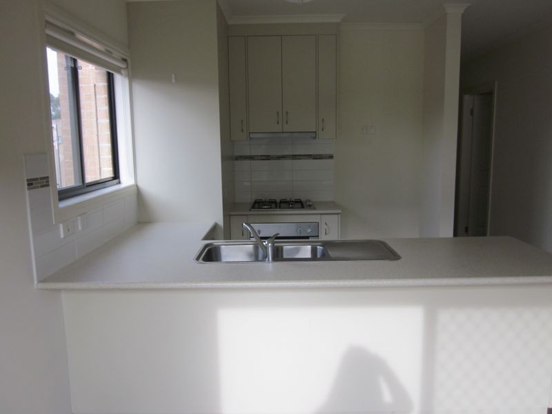 24/103 Army Road, Pakenham VIC 3810