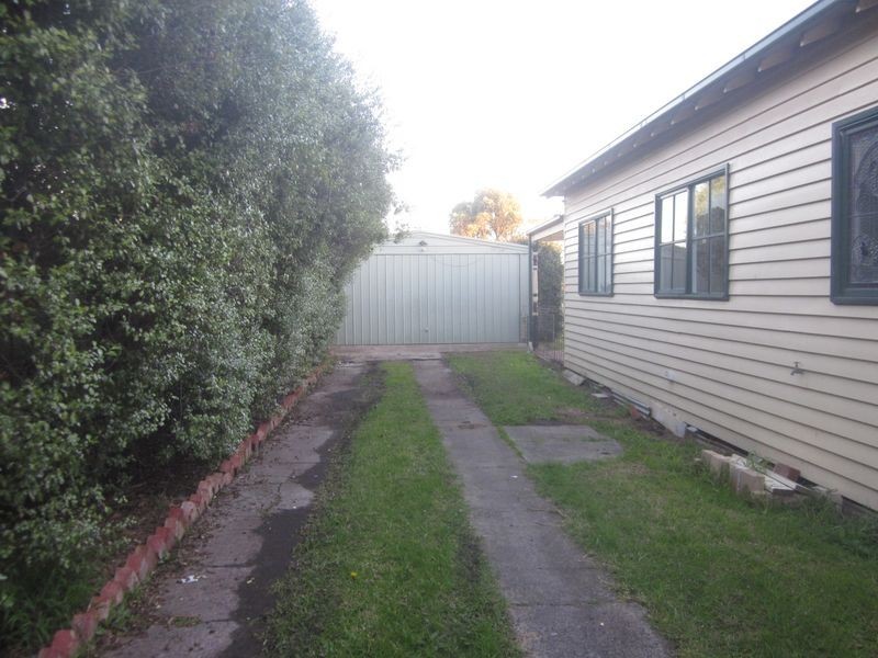 15 Henty Street, Pakenham VIC 3810