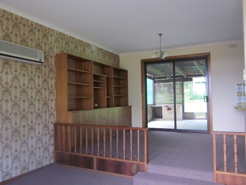 96 Railway Avenue, Garfield VIC 3814