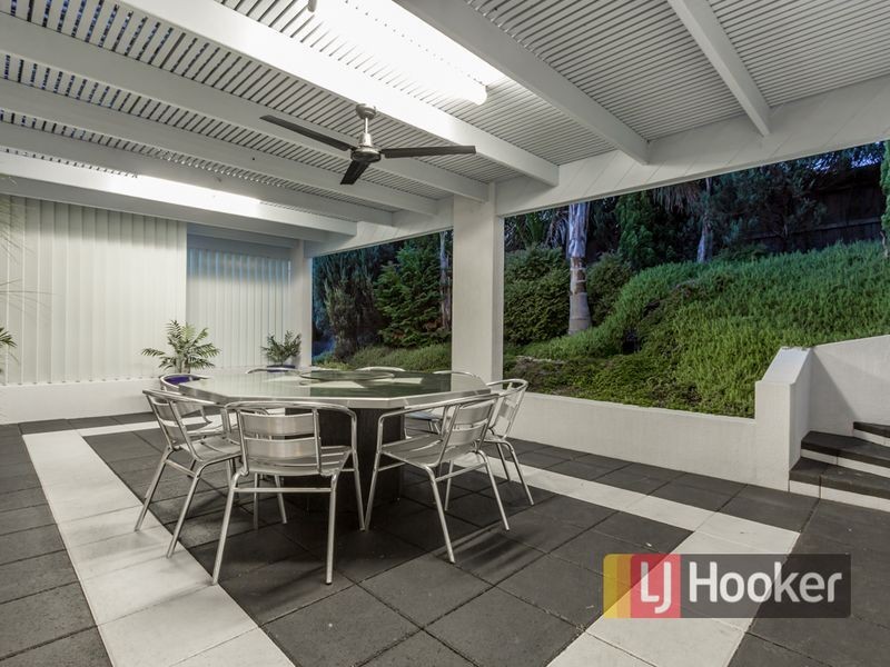 4 Taree Close, Pakenham VIC 3810