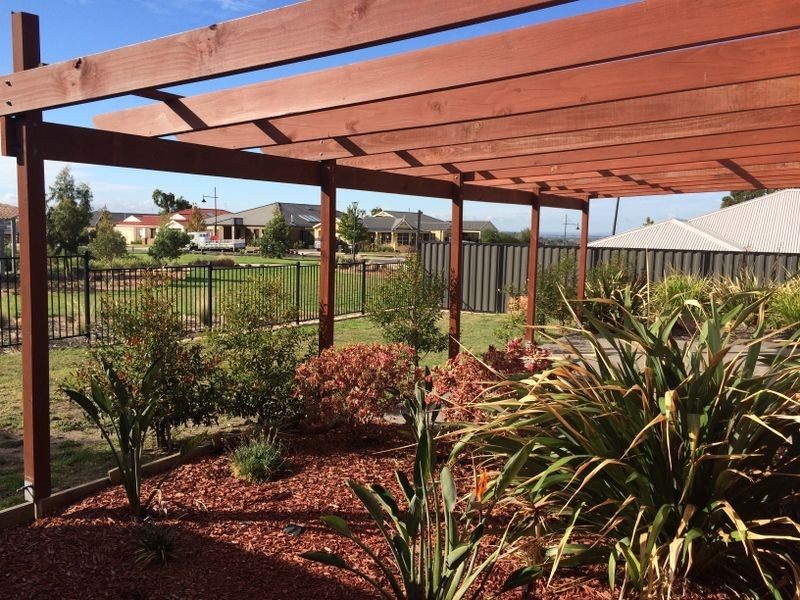 6 Eliza Heights, Pakenham VIC 3810