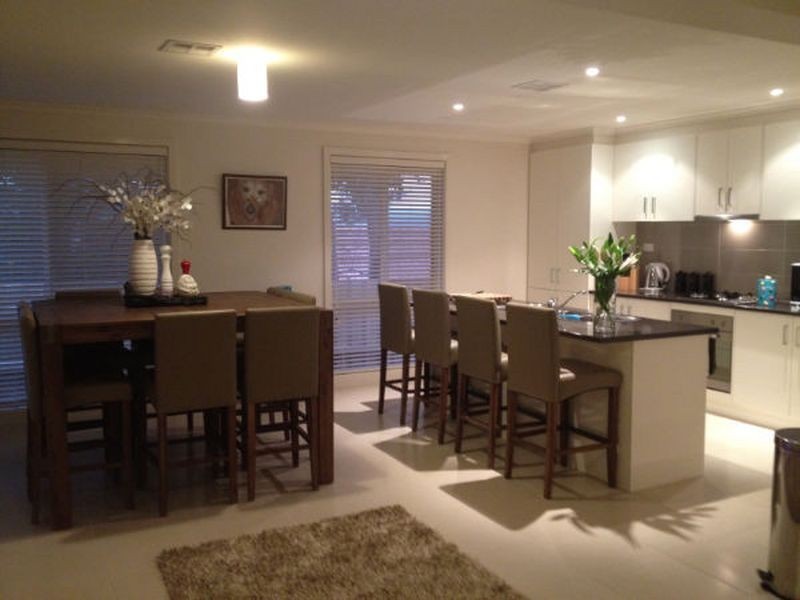 5/81 – 83 Ahern Road, Pakenham VIC 3810