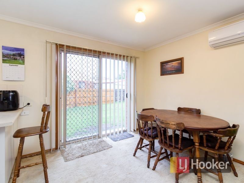 9 Mark Place, Pakenham VIC 3810