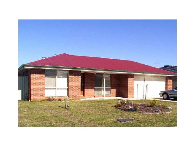 7 Creekbank Views, Pakenham VIC 3810