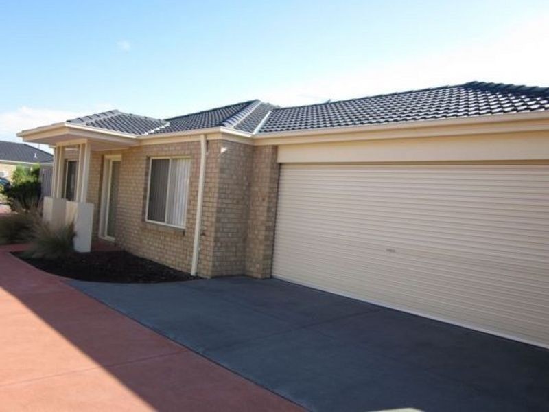 17/21-31 Parman Avenue, Pakenham VIC 3810