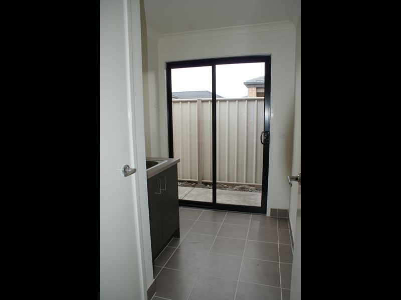 4 Bavaria Lane, Pakenham VIC 3810