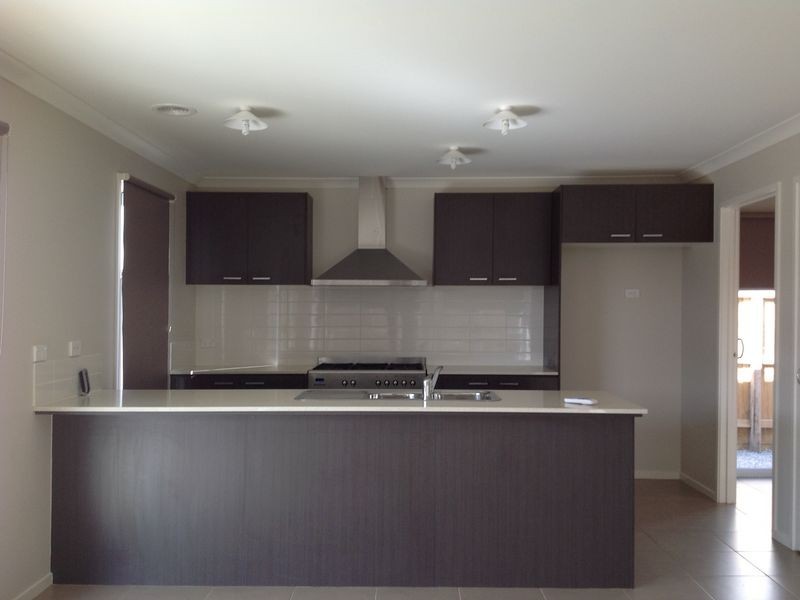 34 Verdant Avenue, Officer VIC 3809