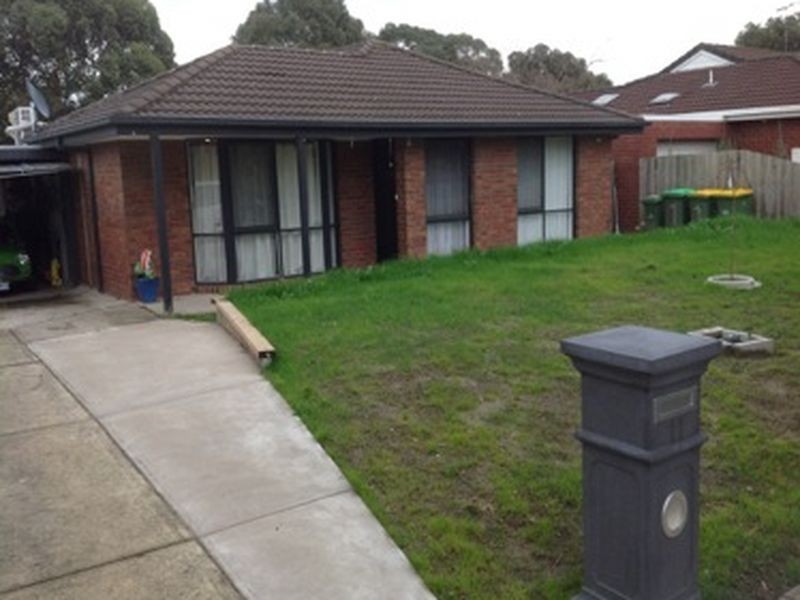 11 Mcnamara Court, Pakenham VIC 3810