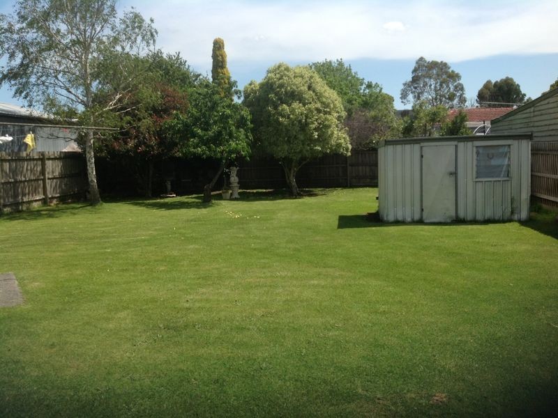 25 Henry Street, Pakenham VIC 3810