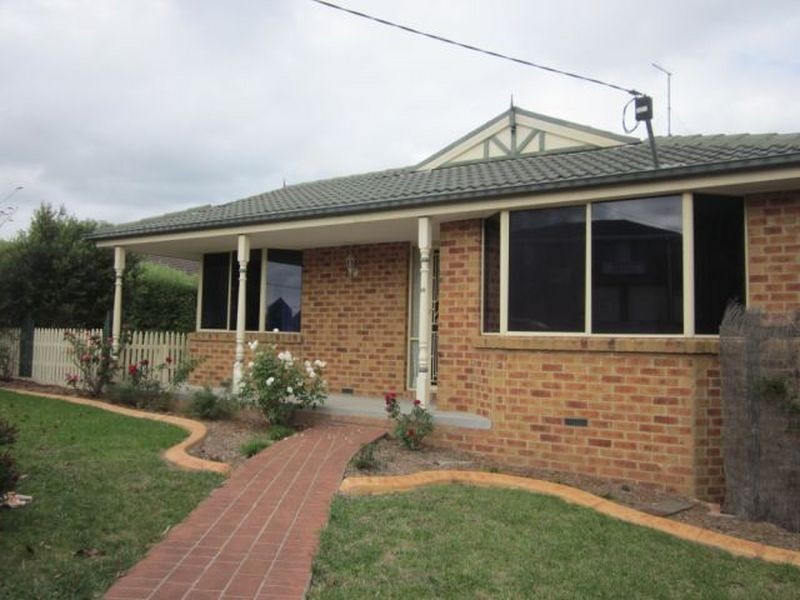 94 Eagle Drive, Pakenham VIC 3810