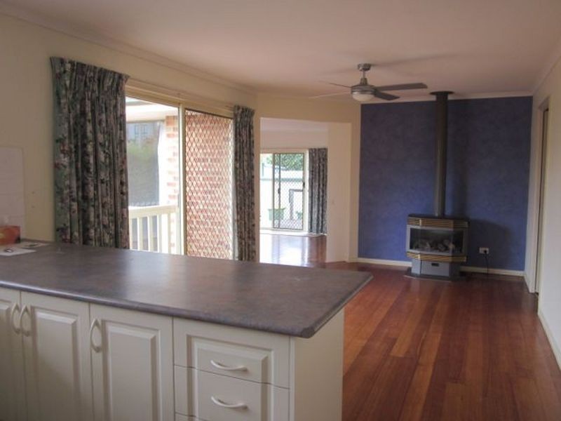 94 Eagle Drive, Pakenham VIC 3810