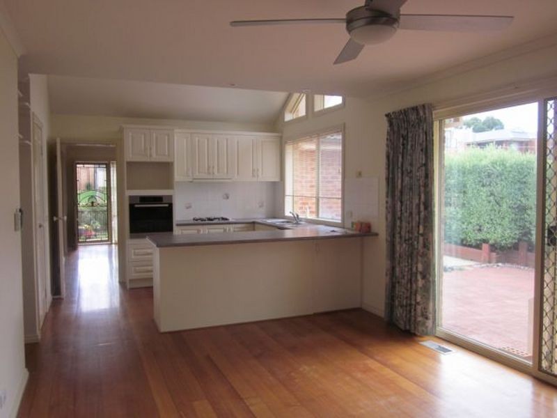 94 Eagle Drive, Pakenham VIC 3810