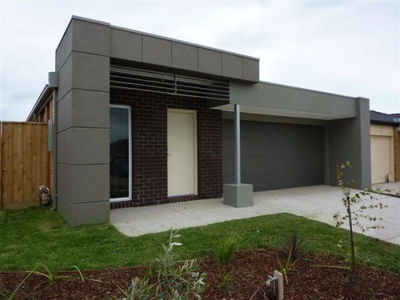 3 Wells Street, Pakenham VIC 3810