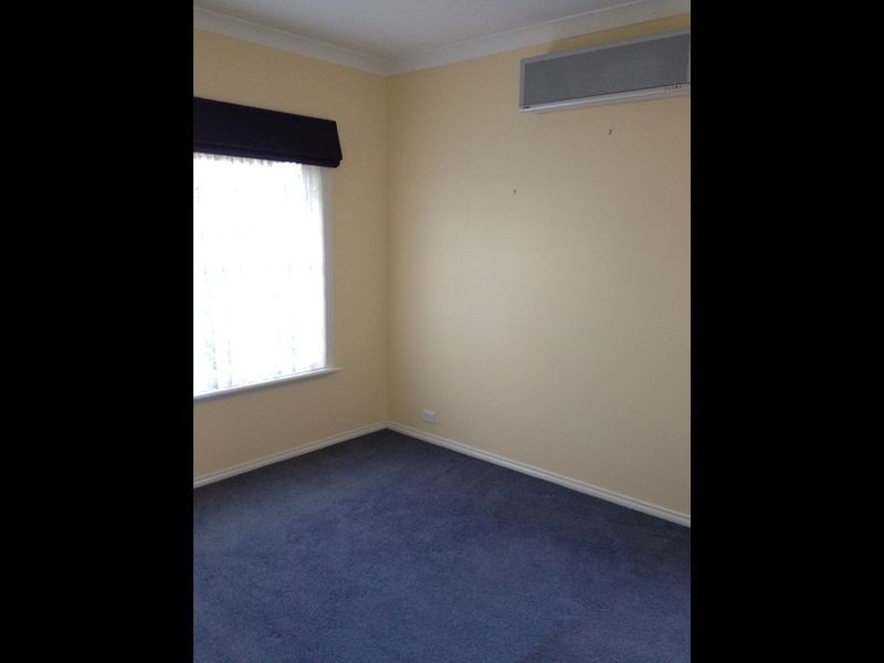 2 Moroka Green, Pakenham VIC 3810