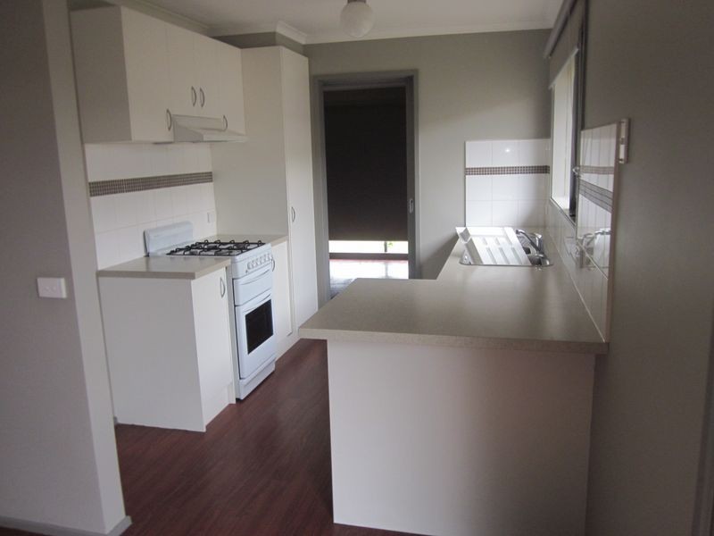 1/22 Cameron Way, Pakenham VIC 3810