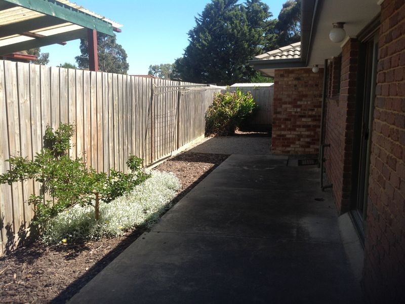 1/22 Cameron Way, Pakenham VIC 3810