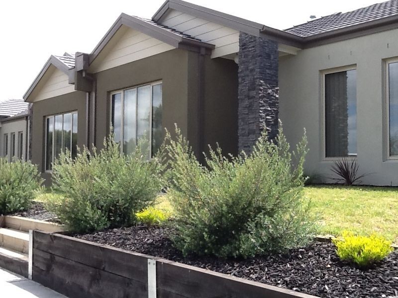 7 Mcclenaghan Place, Pakenham VIC 3810