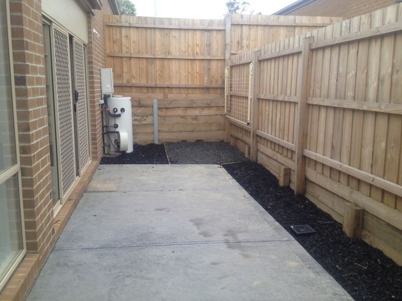 9 Mcclenaghan Place, Pakenham VIC 3810