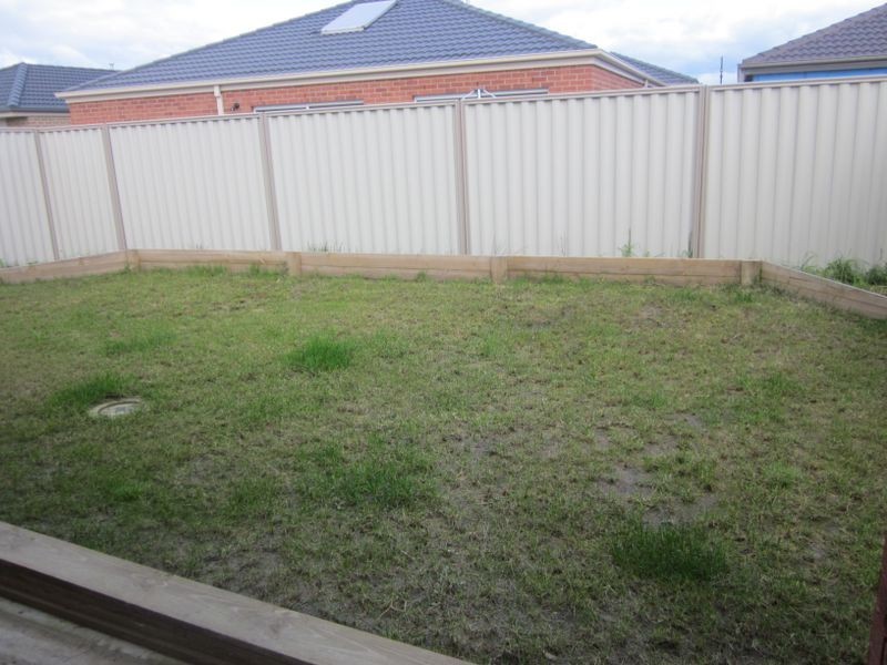 43 Victory Drive, Pakenham VIC 3810