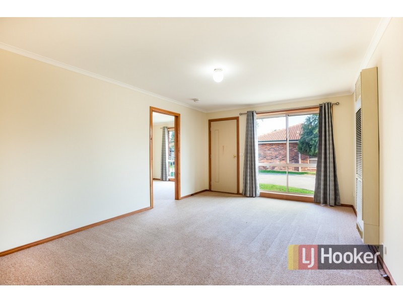 8/11-13 Carlyle Street, Pakenham VIC 3810