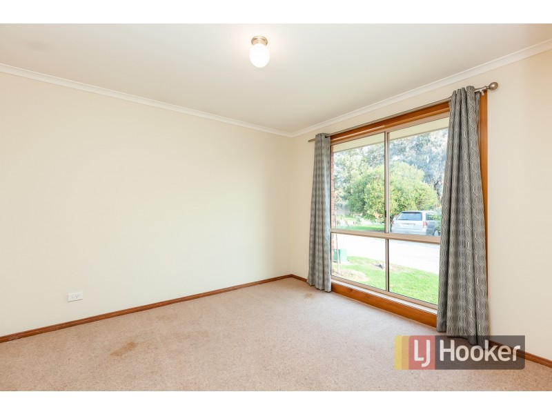 8/11-13 Carlyle Street, Pakenham VIC 3810