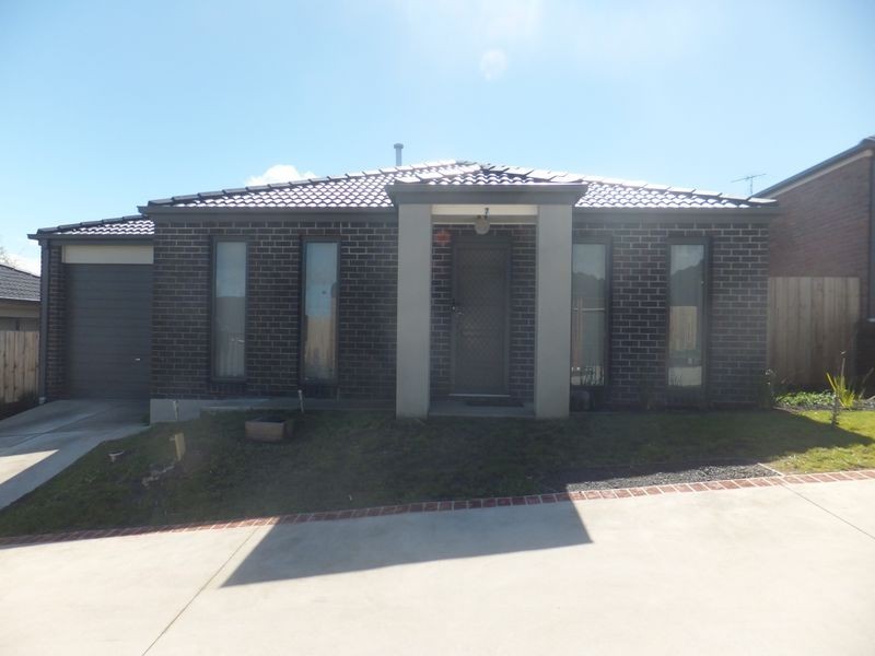 7/107 Army Road, Pakenham VIC 3810