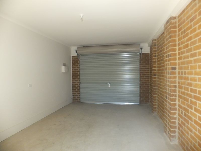 3/140 Toomuc Valley Road, Pakenham VIC 3810