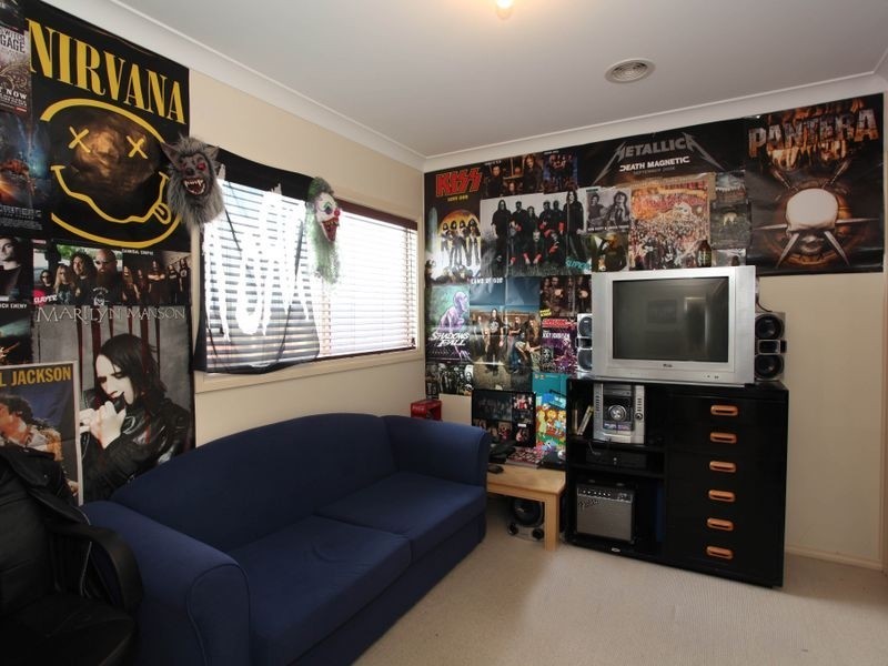 10 Spring Circuit, Pakenham VIC 3810