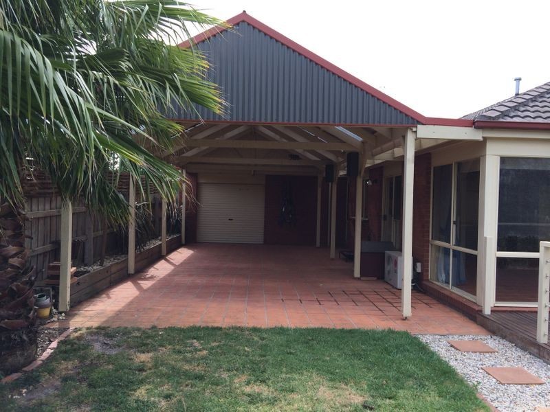 4 Mahogany Court, Pakenham VIC 3810