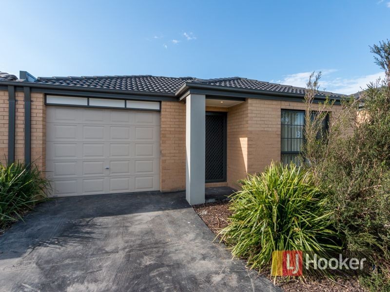 13/7 Syme Road, Pakenham VIC 3810