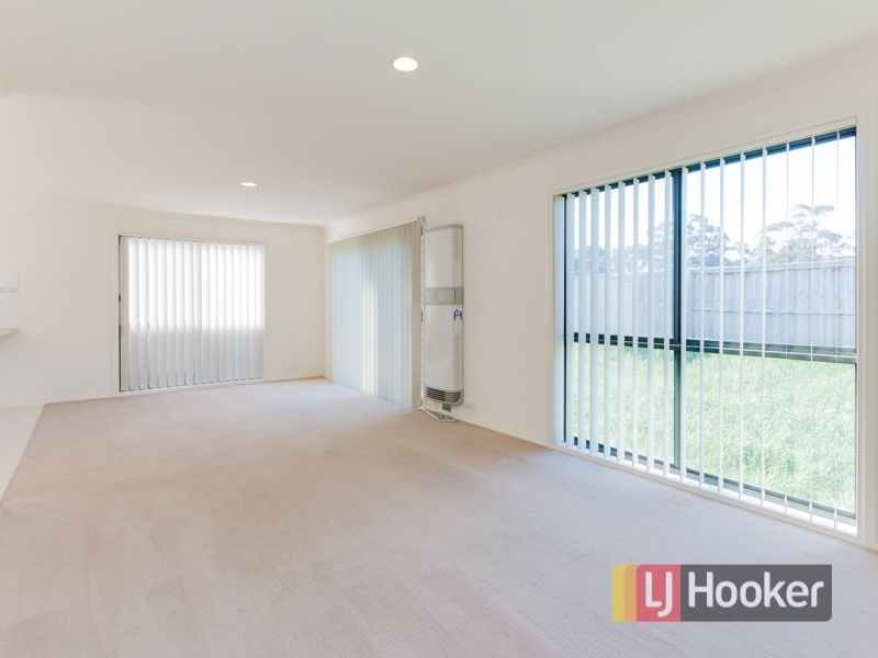 13/7 Syme Road, Pakenham VIC 3810