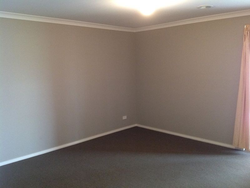 158 Blue Horizons Way, Pakenham VIC 3810