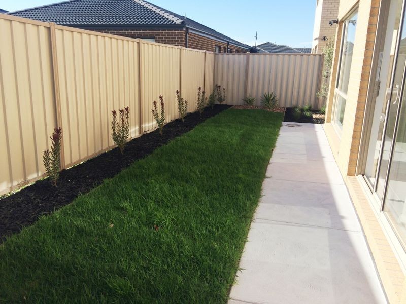 34 Cockatoo Road, Pakenham VIC 3810