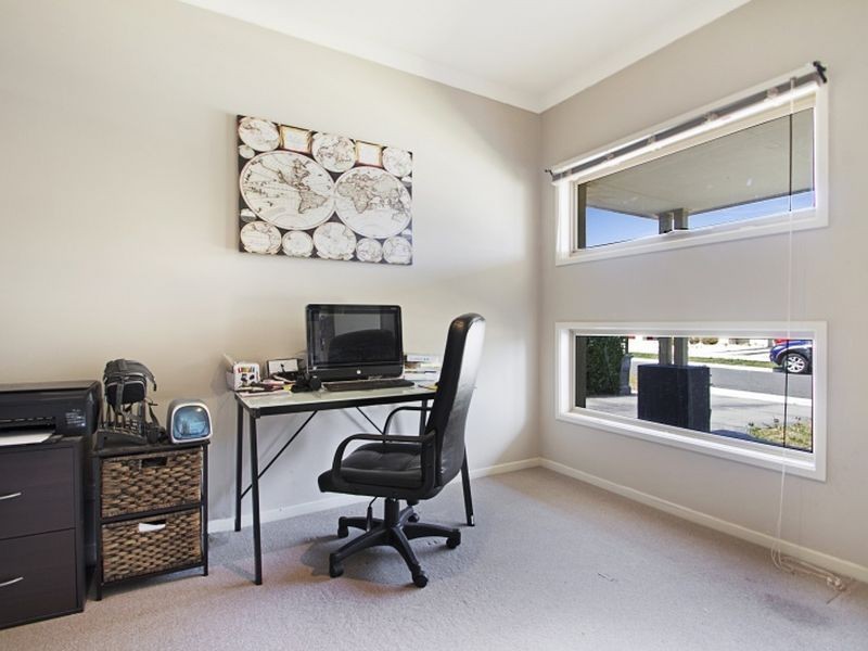 14 Fairchild Place, Pakenham VIC 3810