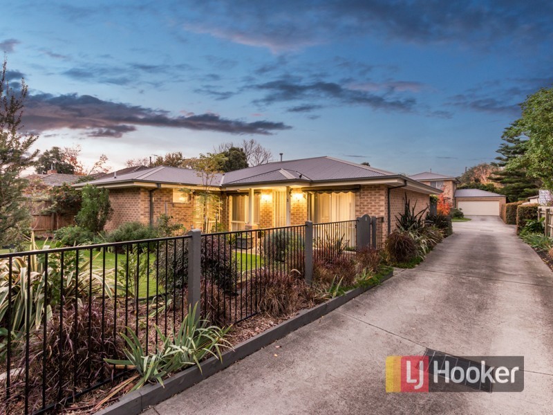 1/12 Anderson Street, Pakenham VIC 3810