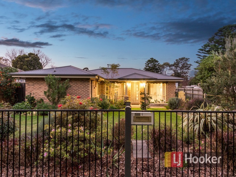 1/12 Anderson Street, Pakenham VIC 3810