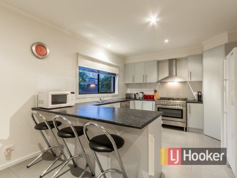 3 Cider Link, Pakenham VIC 3810