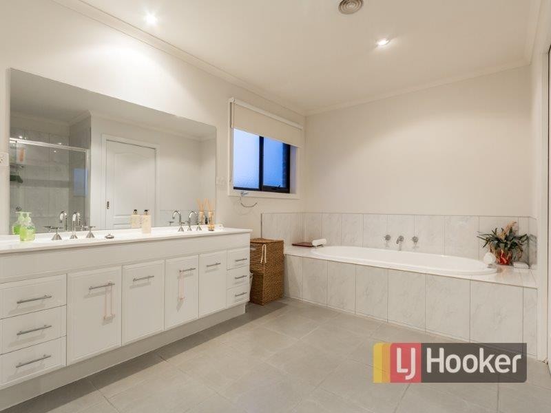 3 Cider Link, Pakenham VIC 3810