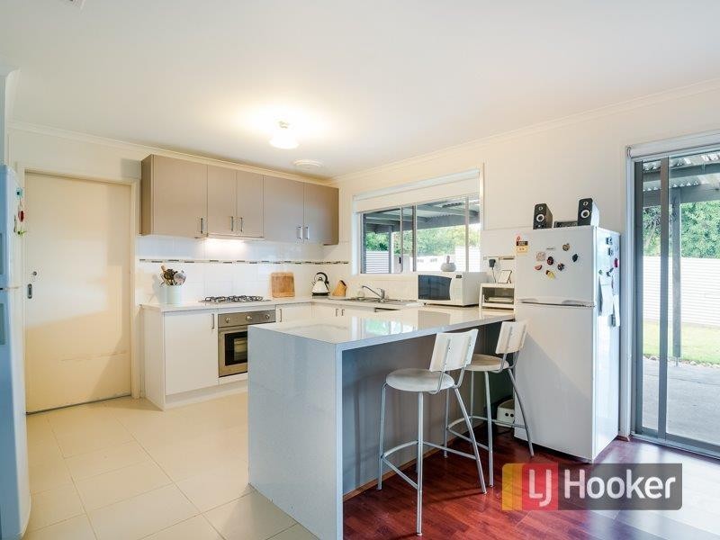 41 Ahern Road, Pakenham VIC 3810