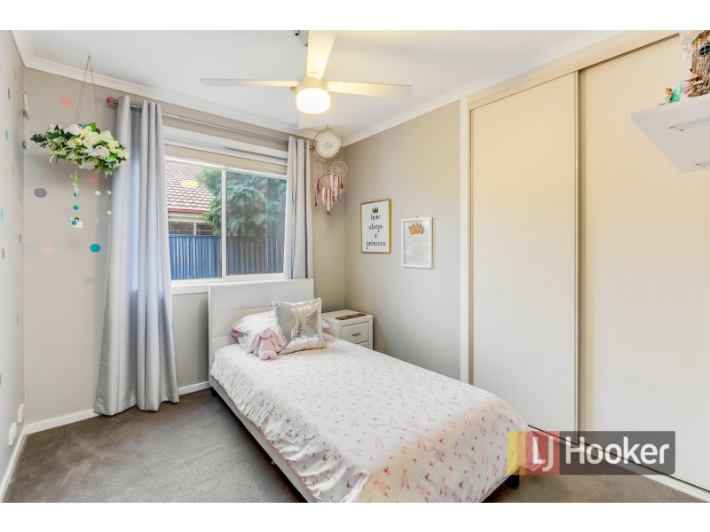 44 Scarlet Crescent, Pakenham VIC 3810